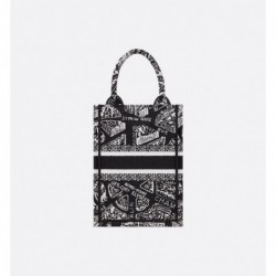 Sac vertical Dior Book Tote Mini noir et blanc